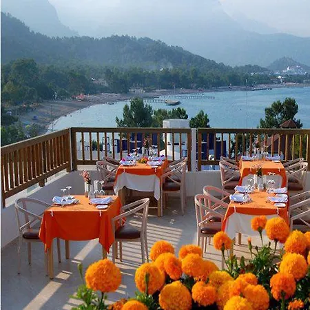 Club Phaselis