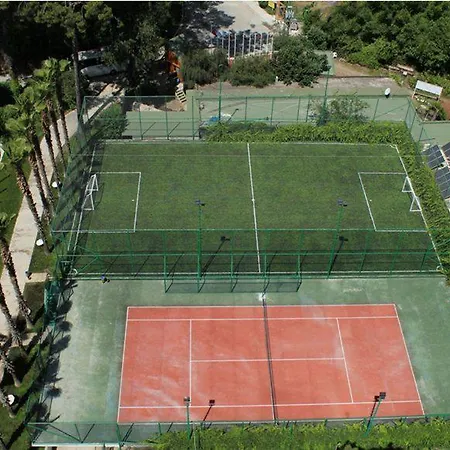 Club Phaselis